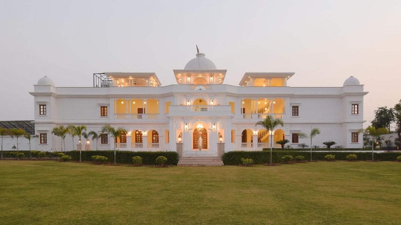 Umaid Farm Resort- A Legancy Vintage Stay In Jaipur Bagian luar foto