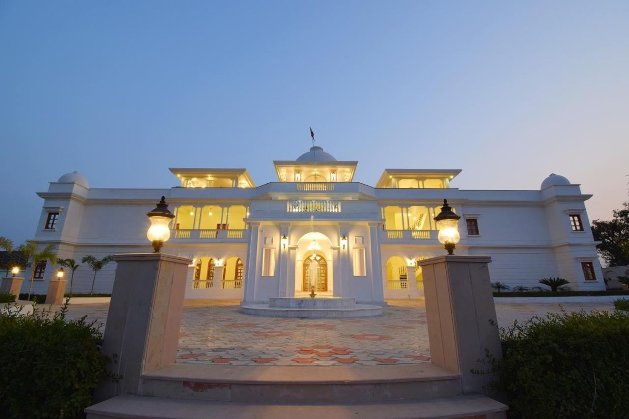 Umaid Farm Resort- A Legancy Vintage Stay In Jaipur Bagian luar foto