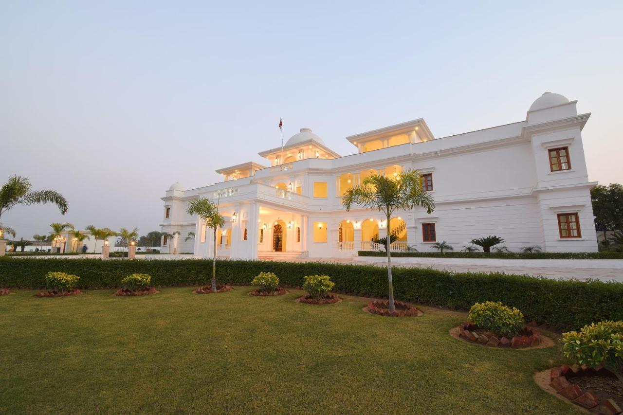 Umaid Farm Resort- A Legancy Vintage Stay In Jaipur Bagian luar foto