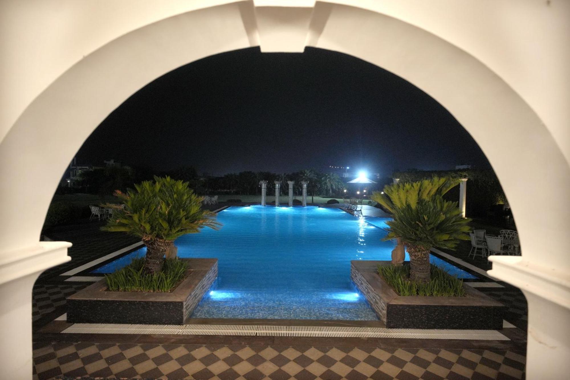 Umaid Farm Resort- A Legancy Vintage Stay In Jaipur Bagian luar foto