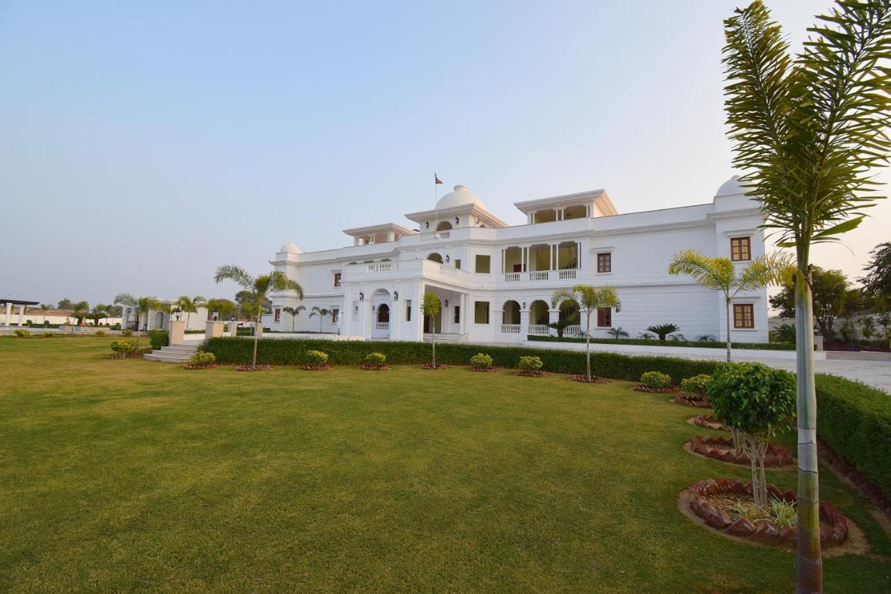 Umaid Farm Resort- A Legancy Vintage Stay In Jaipur Bagian luar foto