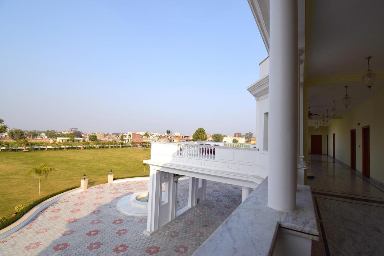 Umaid Farm Resort- A Legancy Vintage Stay In Jaipur Bagian luar foto