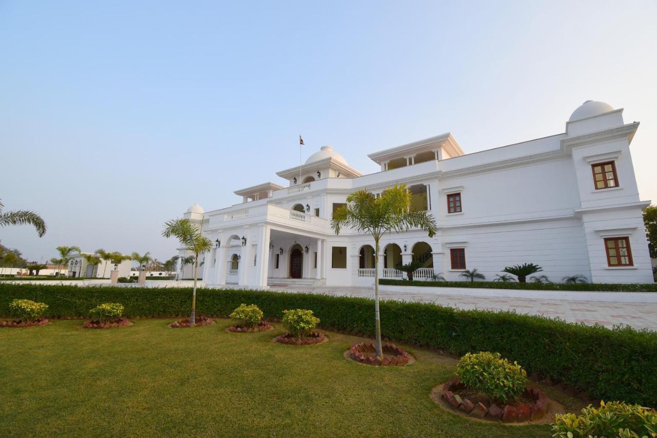 Umaid Farm Resort- A Legancy Vintage Stay In Jaipur Bagian luar foto